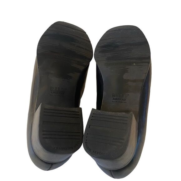 Munro Classic Black Heeled Loafers in Ladies Size 9W. - Picture 5 of 7